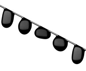 Tuning droplet flow by fiber geometry